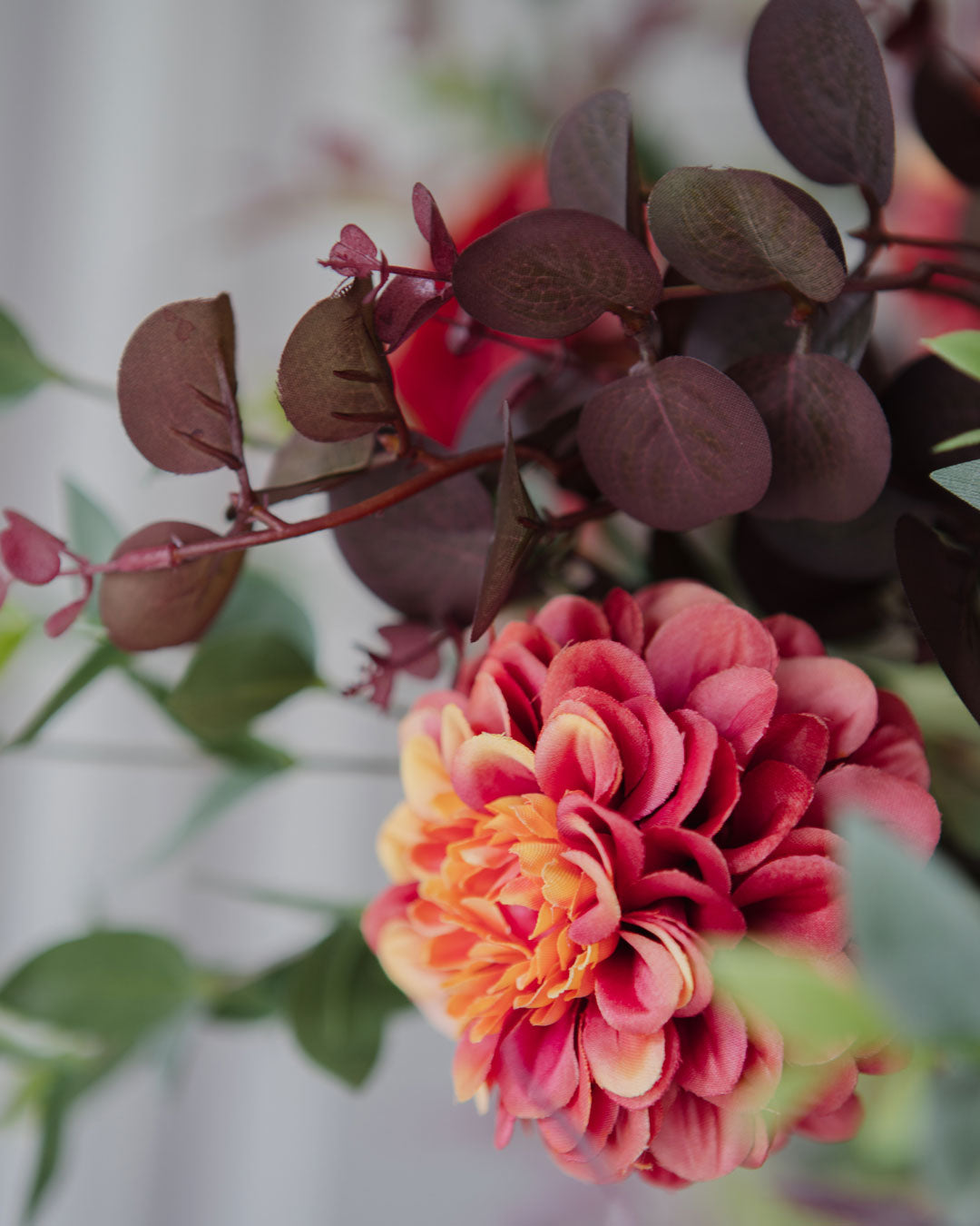 Clarice Orsini MEDICI – Silk Floral Arrangement