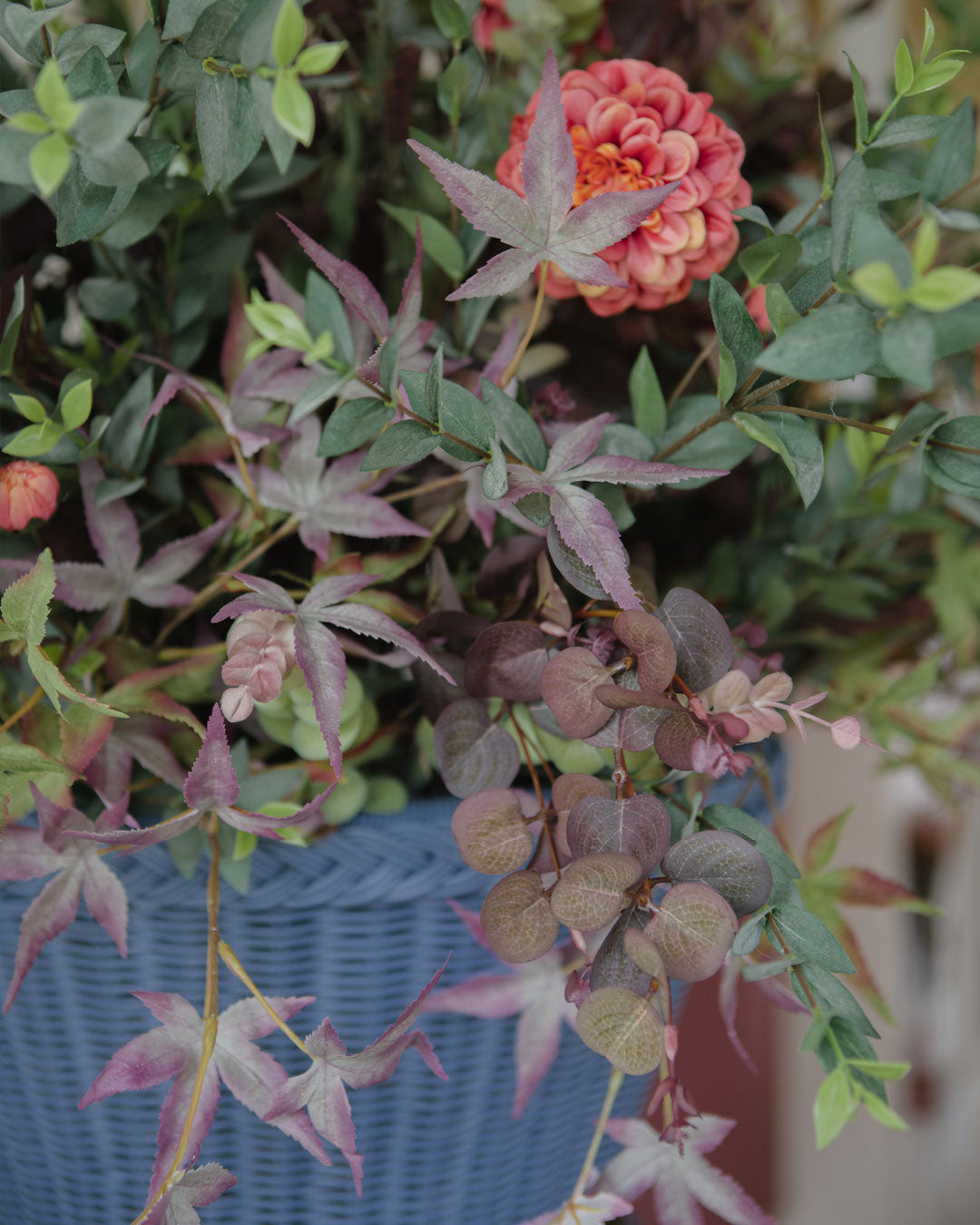 Clarice Orsini MEDICI – Silk Floral Arrangement