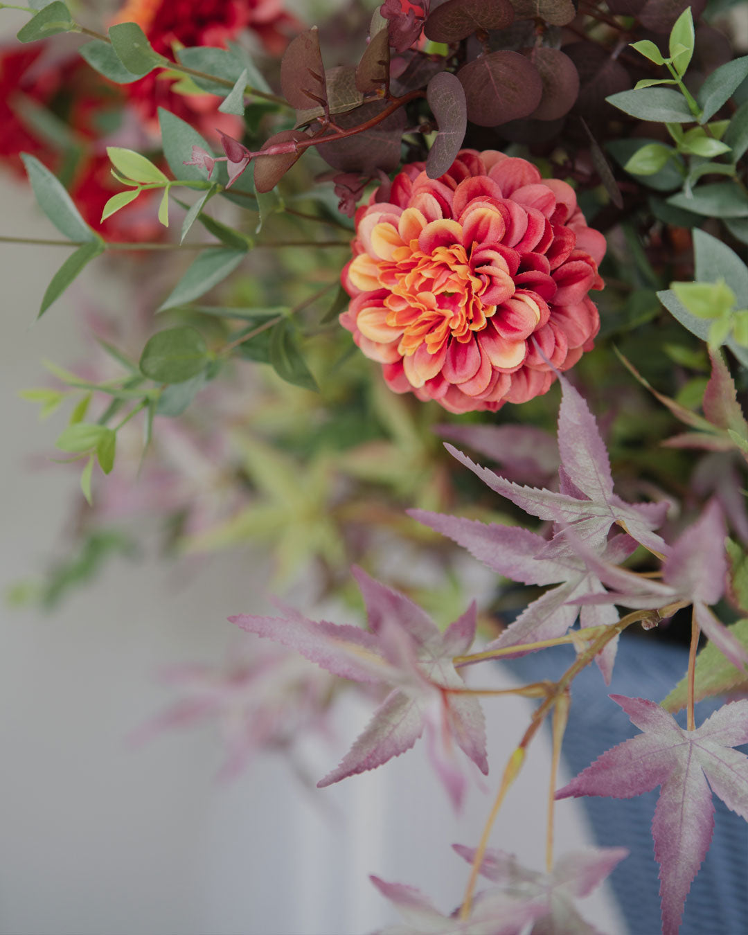 Clarice Orsini MEDICI – Silk Floral Arrangement