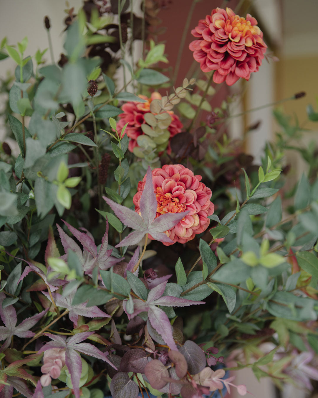Clarice Orsini MEDICI – Silk Floral Arrangement