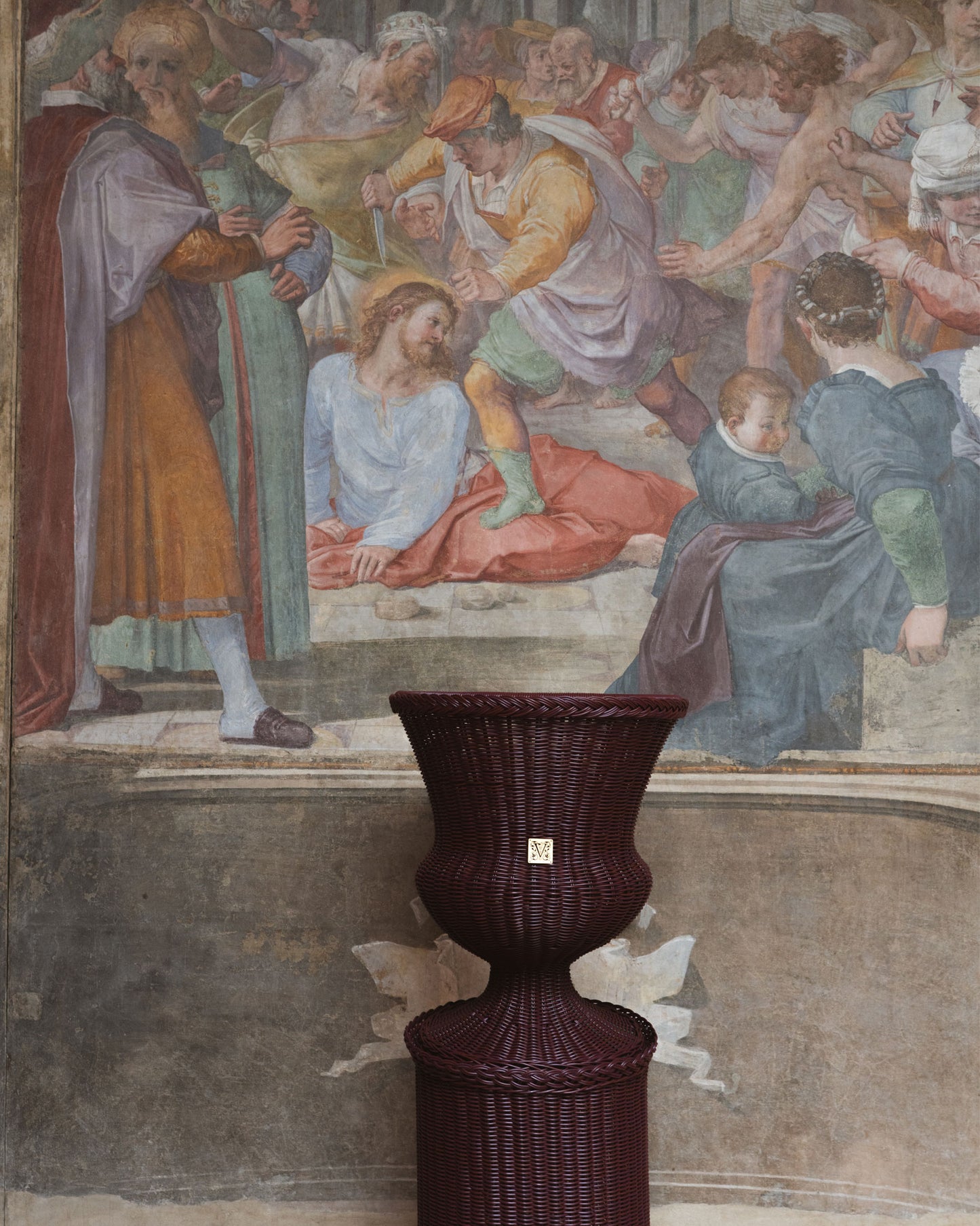 MEDICI Vase on Pedestal (80), burgundy