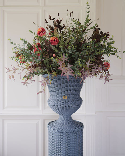 Clarice Orsini MEDICI – Silk Floral Arrangement