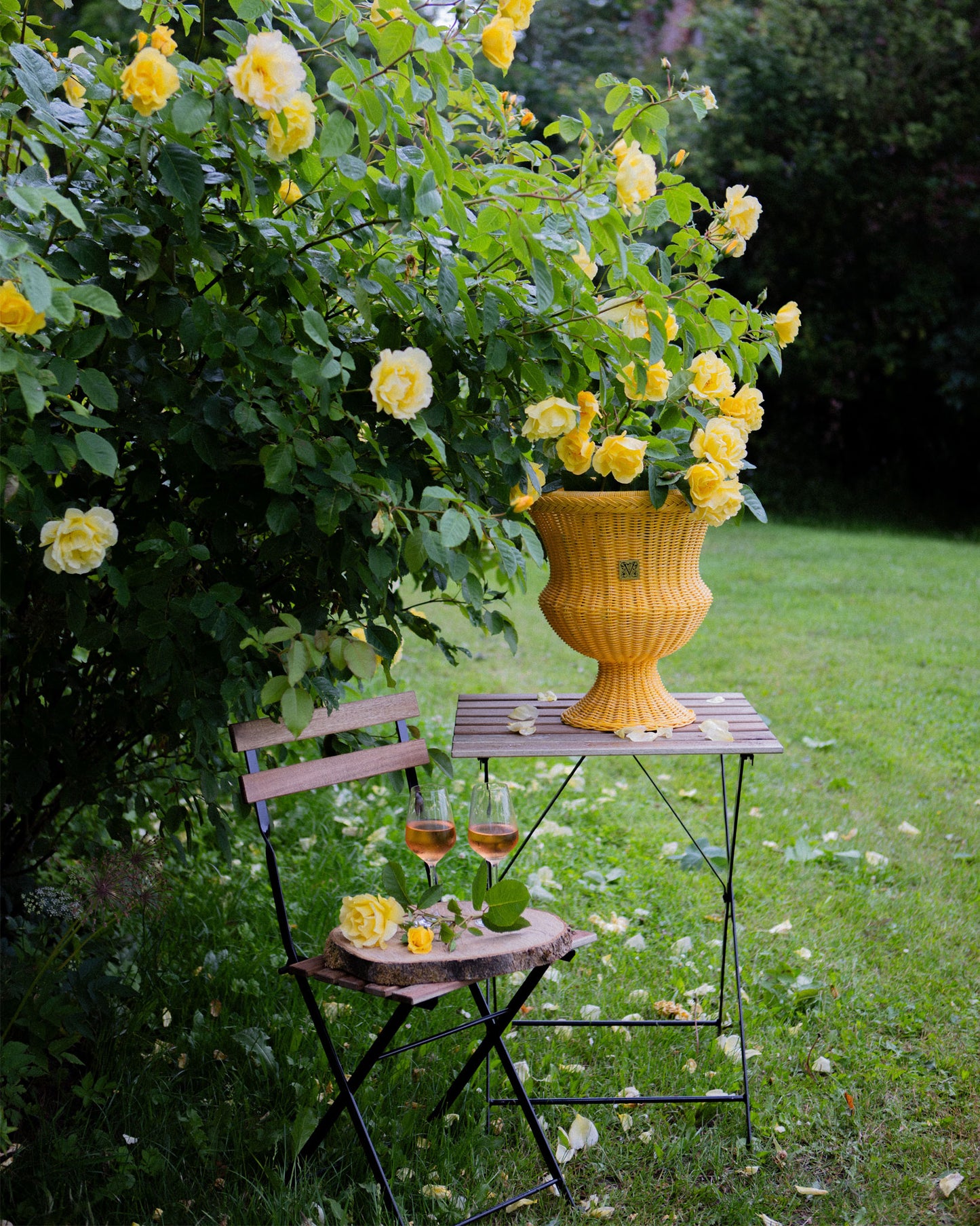 MEDICI Table Vase, Sun Yellow